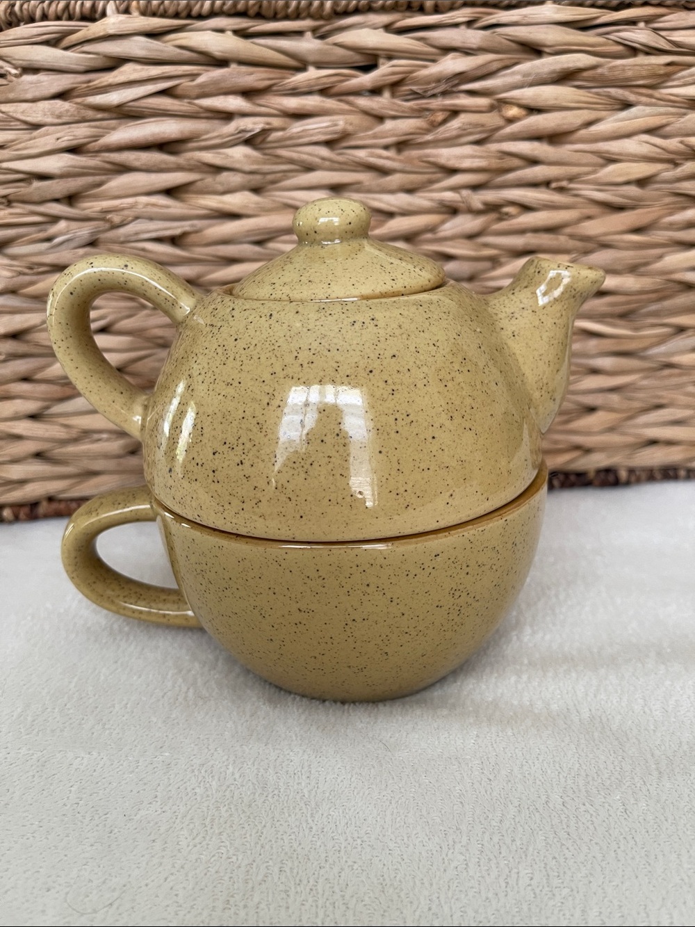 Pier 1 Tea Pot Mug Set Stoneware 8 Oz Mustard Color With Lid